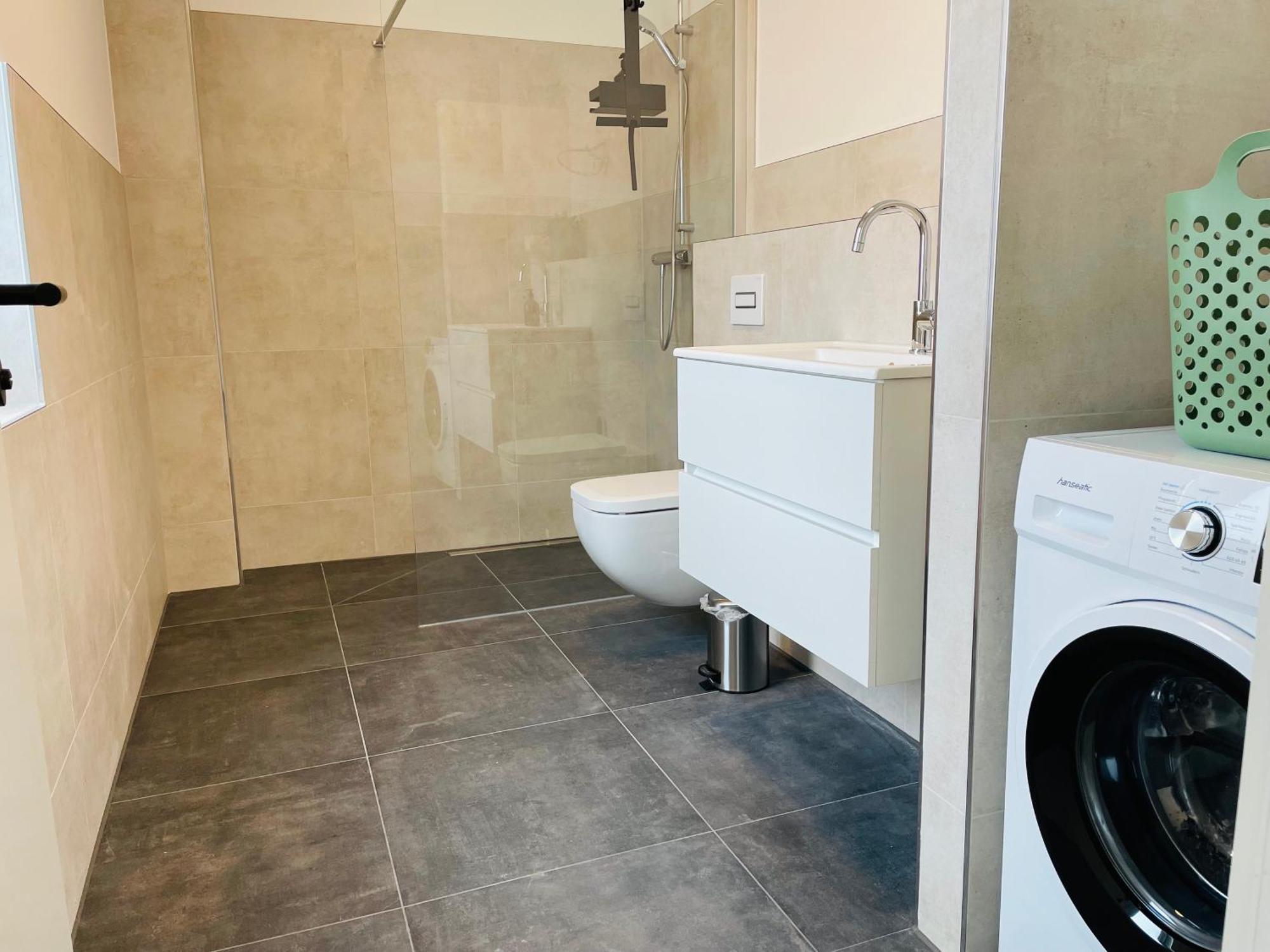 Lightplace - Moderne Apartments In Braunschweig - Balkon - Netflix - Am Kanal Esterno foto
