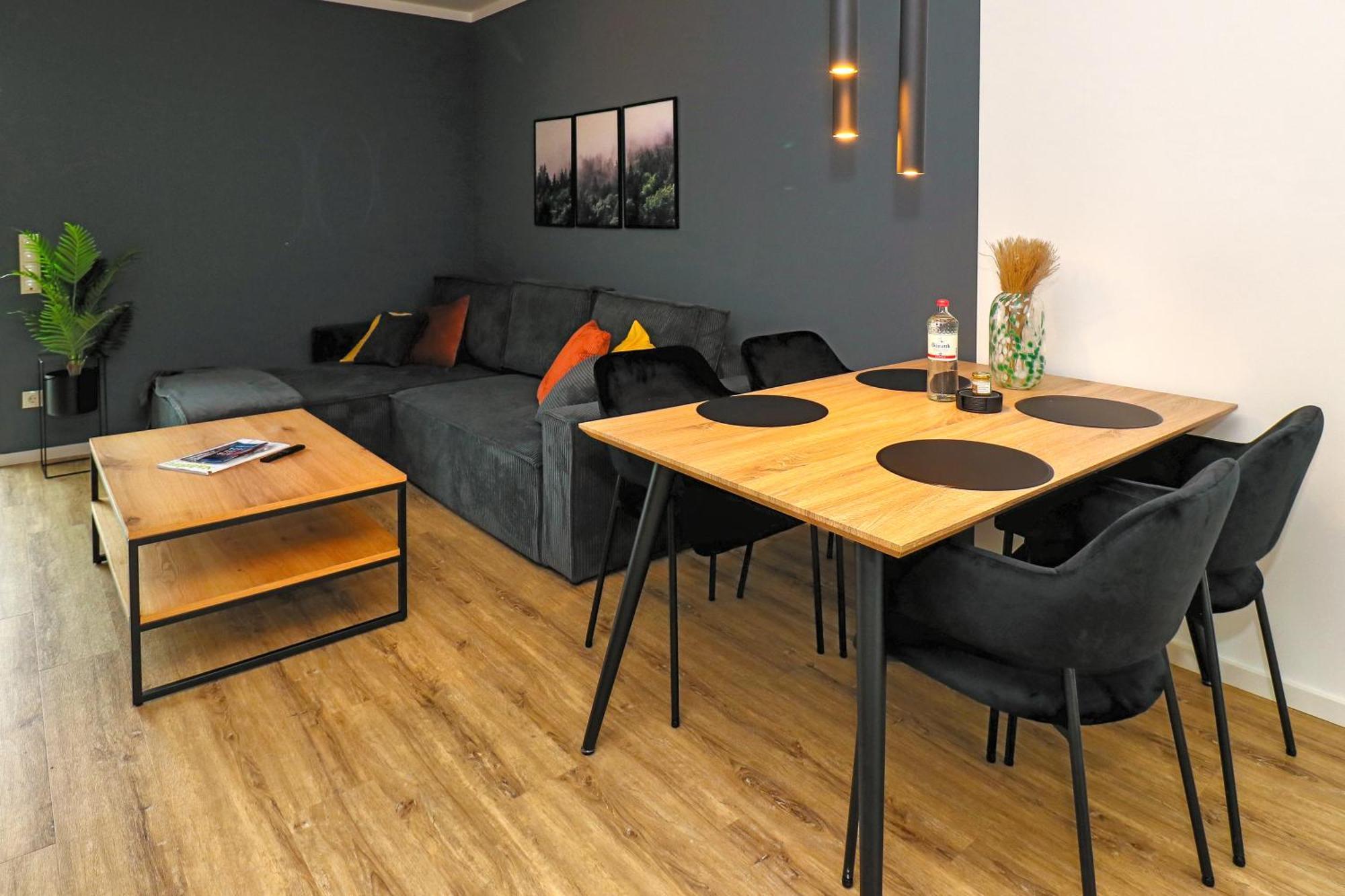 Lightplace - Moderne Apartments In Braunschweig - Balkon - Netflix - Am Kanal Esterno foto