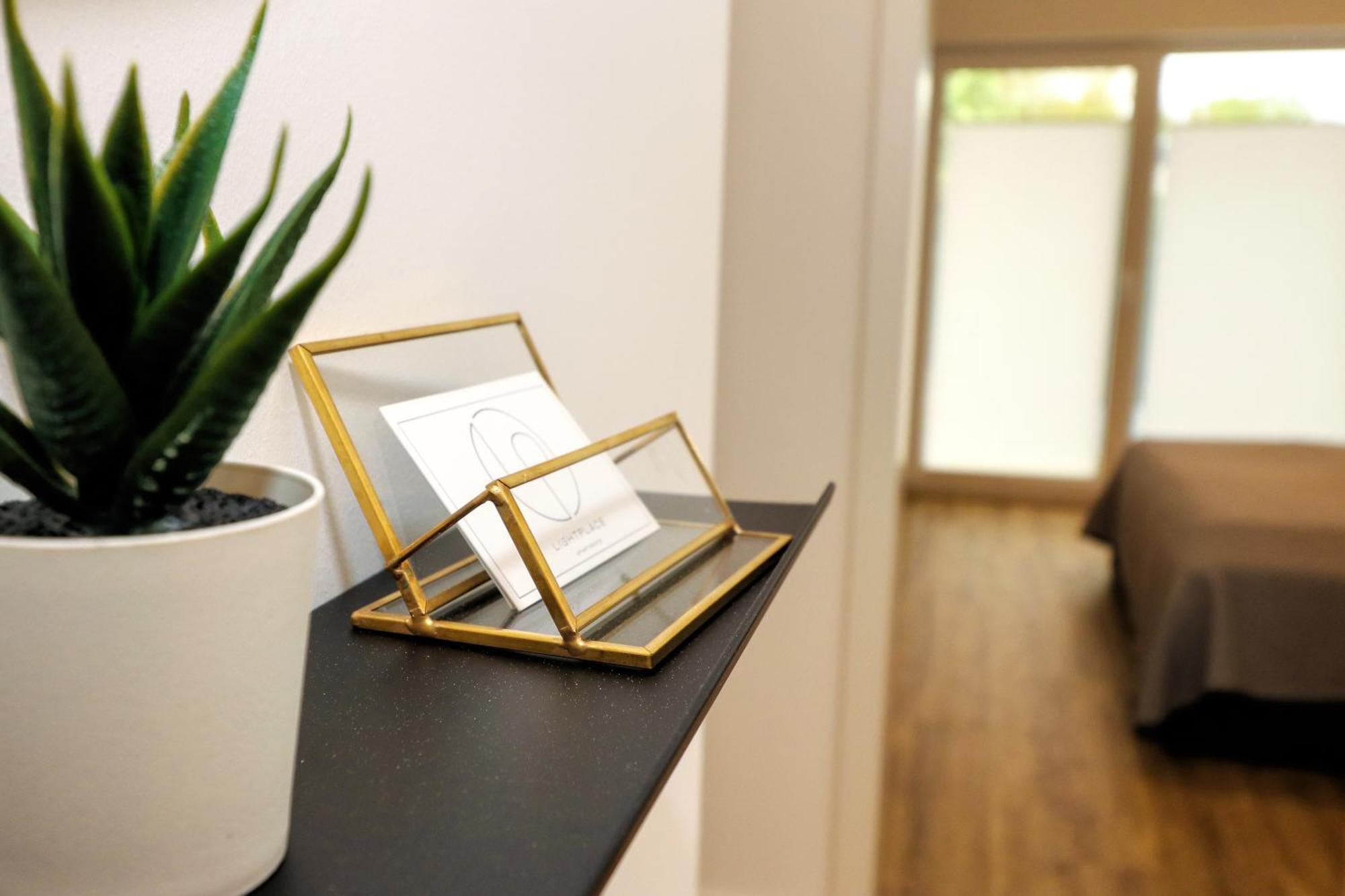Lightplace - Moderne Apartments In Braunschweig - Balkon - Netflix - Am Kanal Esterno foto
